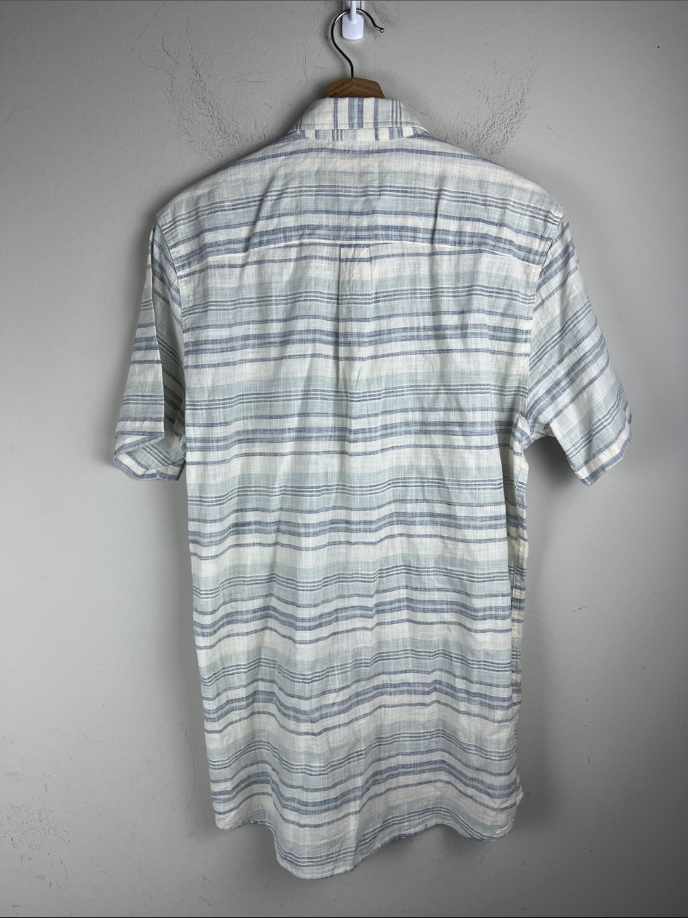 Marine Layer Men's M/L White Light Blue Striped Short Sleeve Cotton Shirt - Picture 5 of 5